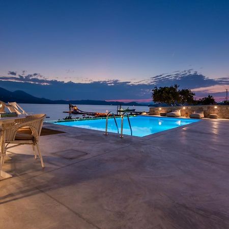 Anemi Suites Адамас Экстерьер фото
