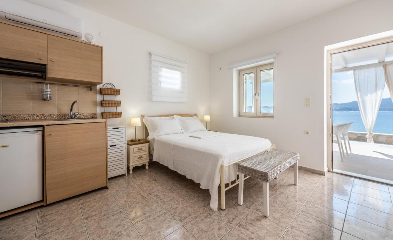 Anemi Suites Адамас Экстерьер фото